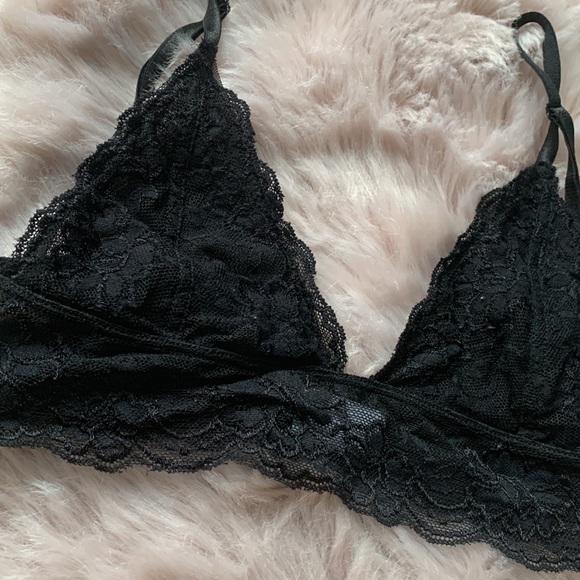 Anemone Lace Bralette - Picture 3 of 7